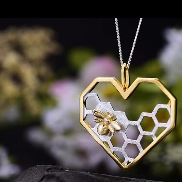 Artisan Handmade 925 Silver Bee Honeycomb Necklace - Picture 3 of 10
